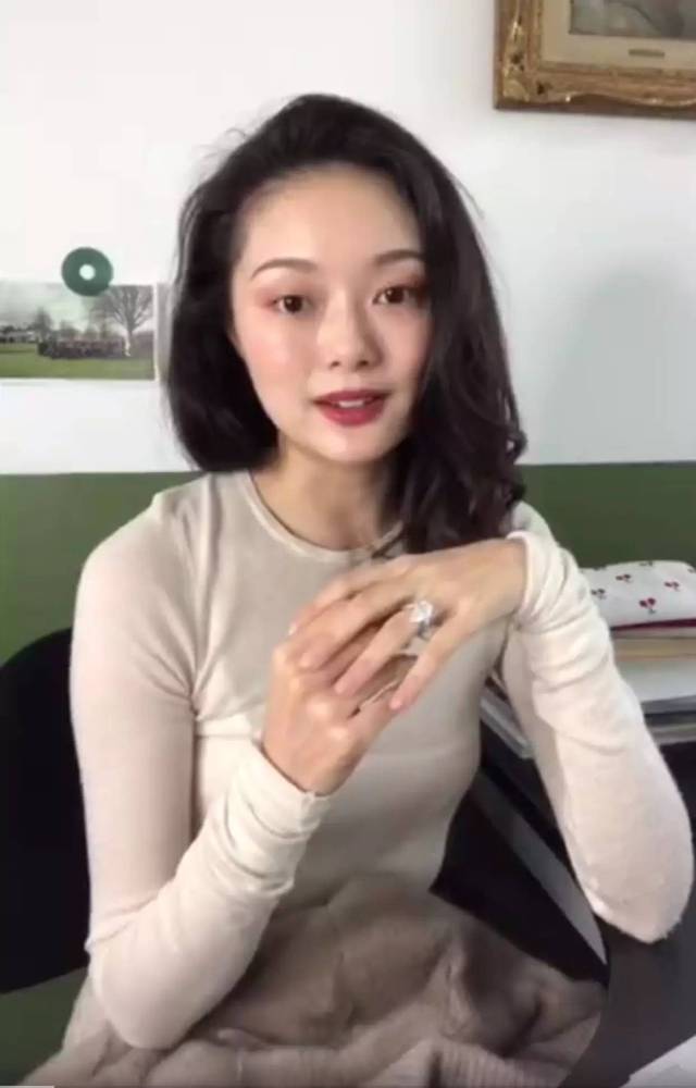 三亿体育官网|协鑫新能源:预计中期纯利4.5亿光伏装机增长88%(图2) 三亿体育官网